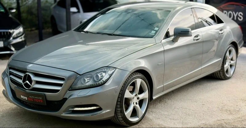 Mercedes-Benz CLS 350 4Matic* 4x4* BlueEfficiency* ПияноЛАК* АмбиендноОс, снимка 4 - Автомобили и джипове - 52117186