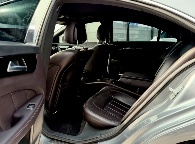 Mercedes-Benz CLS 350 4Matic* 4x4* BlueEfficiency* ПияноЛАК* АмбиендноОс, снимка 14 - Автомобили и джипове - 52117186