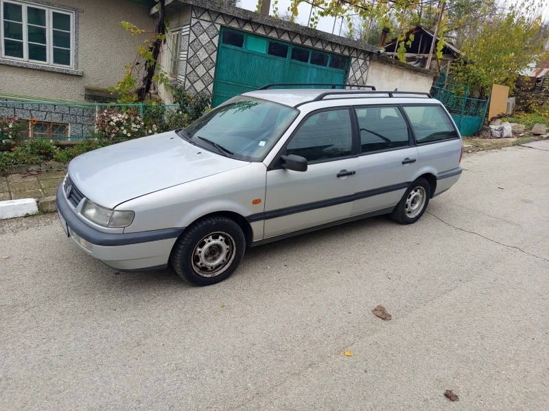 VW Passat 1.8i, снимка 4 - Автомобили и джипове - 52494289