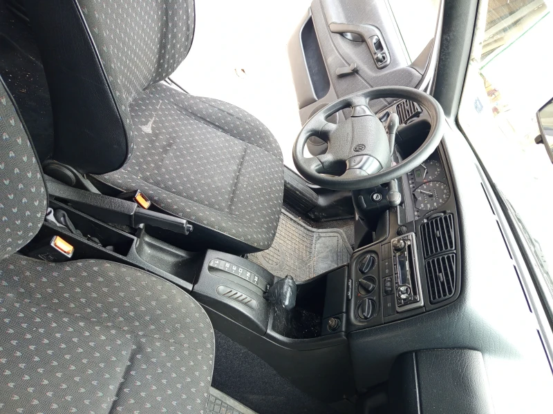 VW Passat 1.8i, снимка 5 - Автомобили и джипове - 52494289