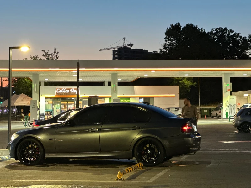 BMW 325, снимка 5 - Автомобили и джипове - 52506719