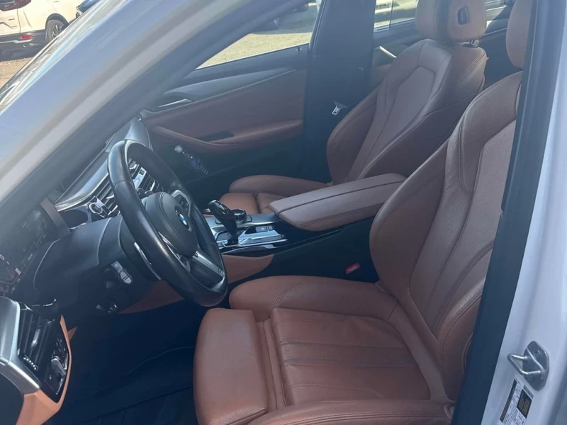 BMW 540 * xDrive * CARFAX * БЕЗ ПЪРВОНАЧАЛНА ВНОСКА, снимка 14 - Автомобили и джипове - 53182536