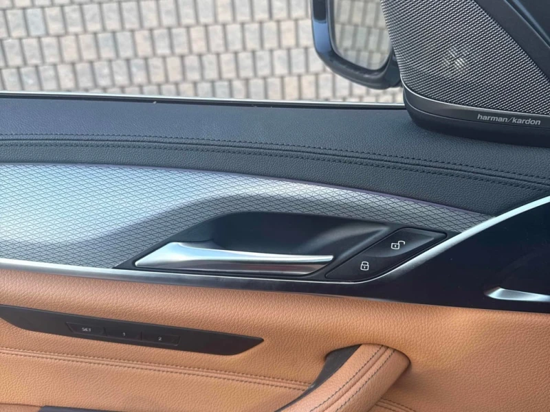 BMW 540 * xDrive * CARFAX * БЕЗ ПЪРВОНАЧАЛНА ВНОСКА, снимка 13 - Автомобили и джипове - 53182536