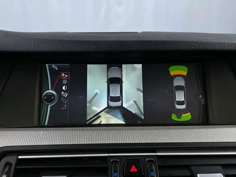 BMW M5 Sedan, снимка 14 - Автомобили и джипове - 55110716