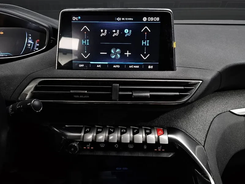 Peugeot 3008 1.5 Bluehdi Allure, снимка 16 - Автомобили и джипове - 55830868