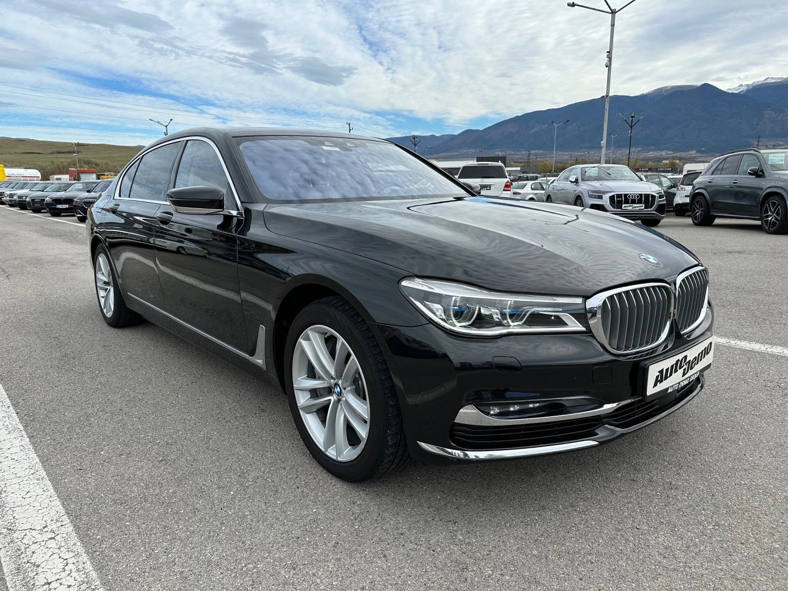 BMW 750 d xDrive* Long* INDIVIDUAL* B&O* Full LED - изображение 3