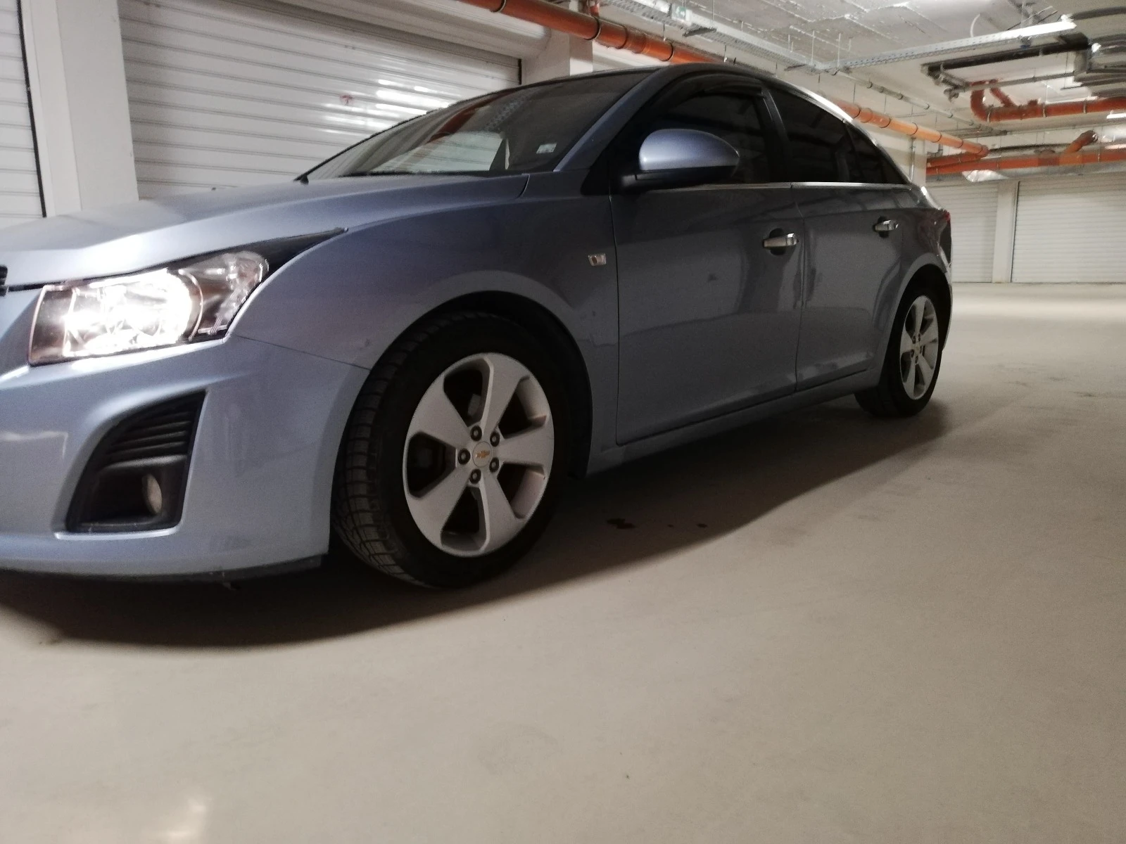 Chevrolet Cruze 1.8, 141к.с Бензин/Газ - изображение 2