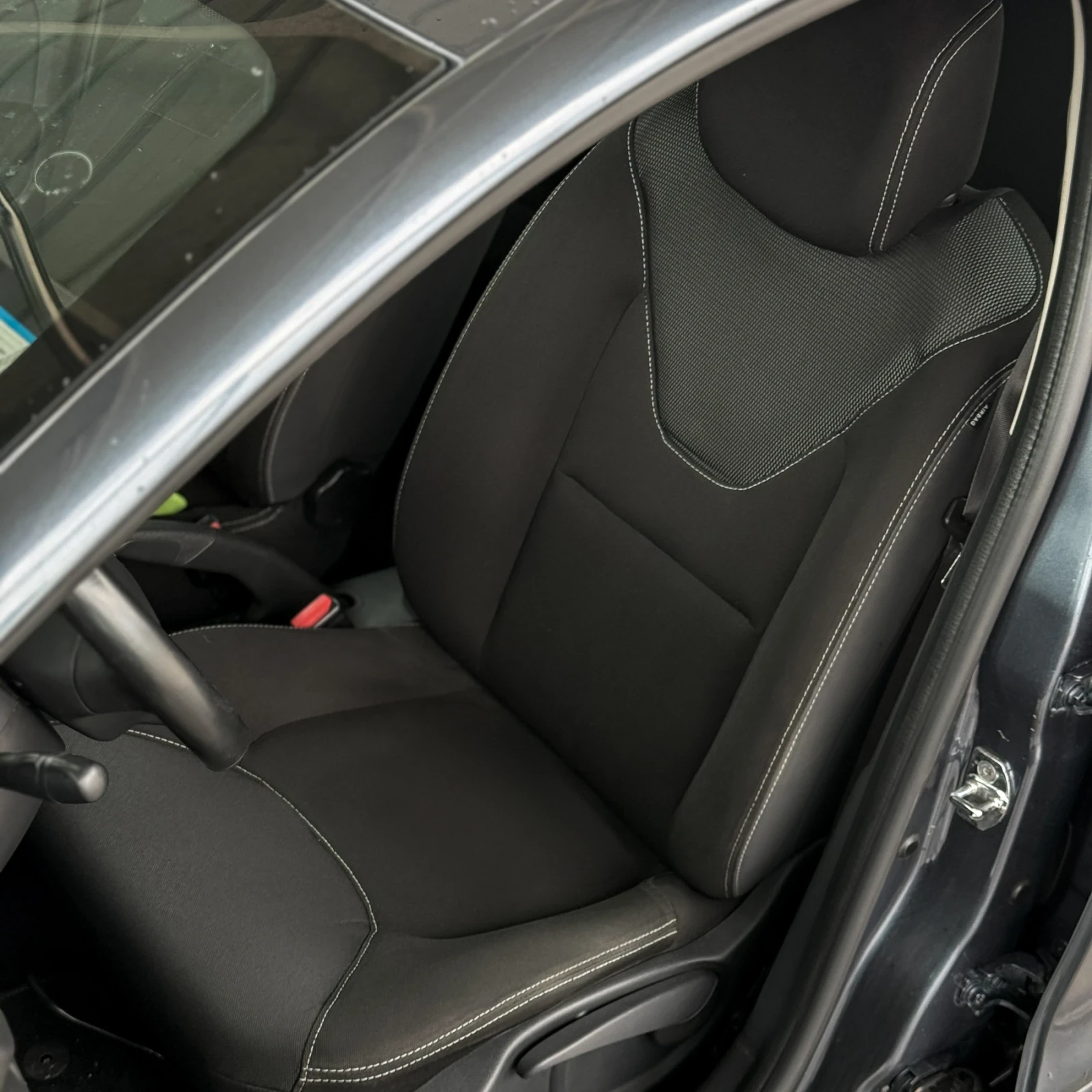 Renault Clio 1.2i ГАЗ - изображение 7