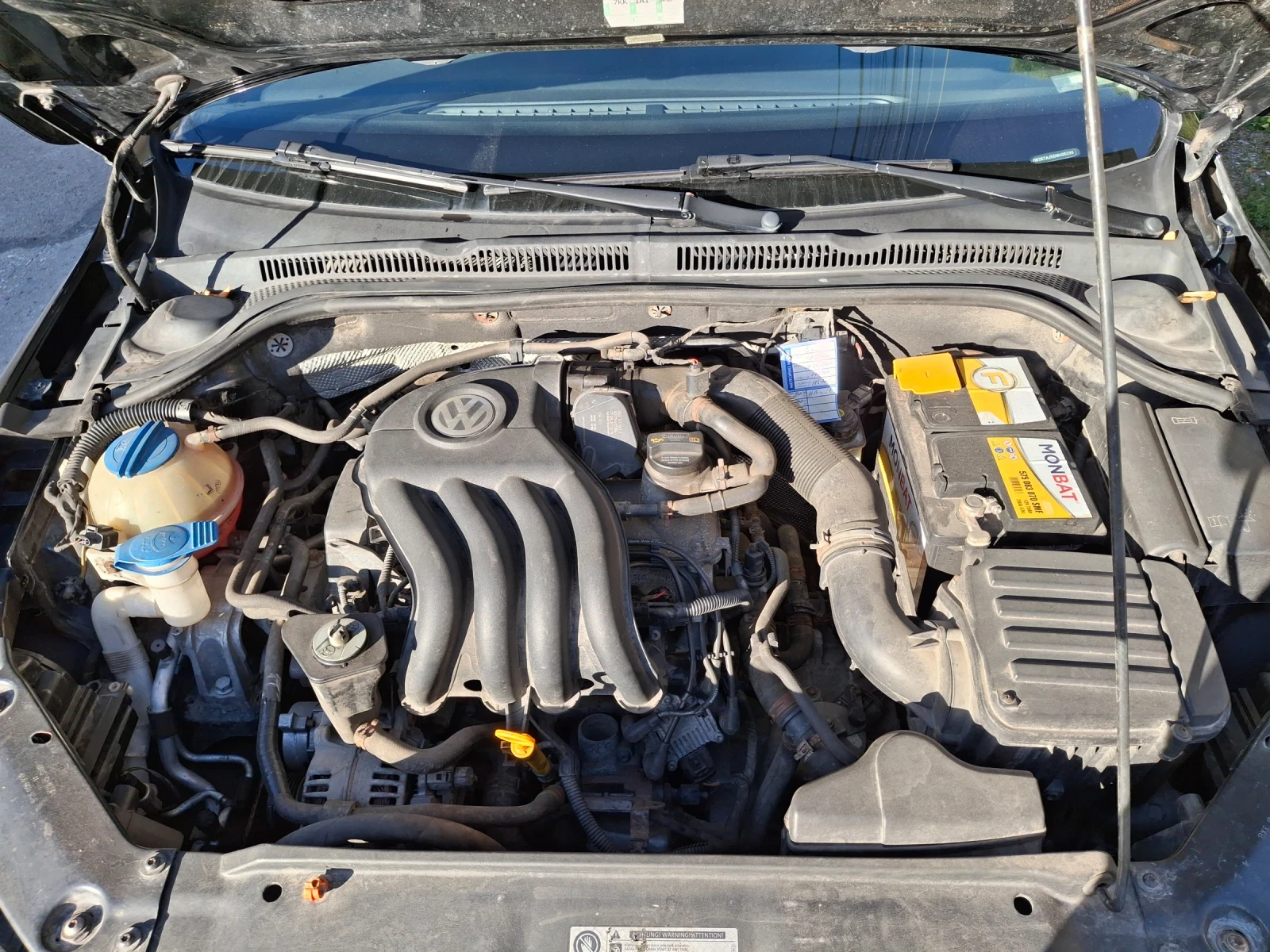 VW Jetta 2.0 атмосферен  - изображение 6