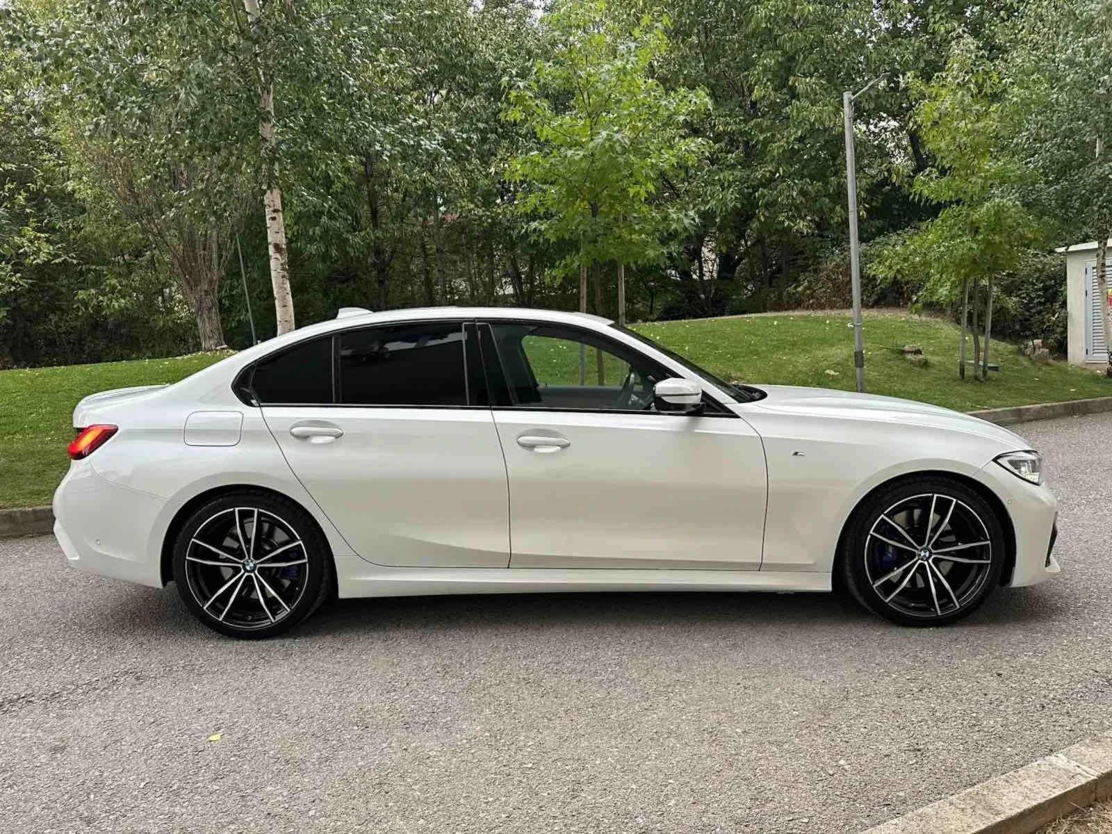 BMW 330 d / M-OPTIC / LASER / FULL - изображение 8