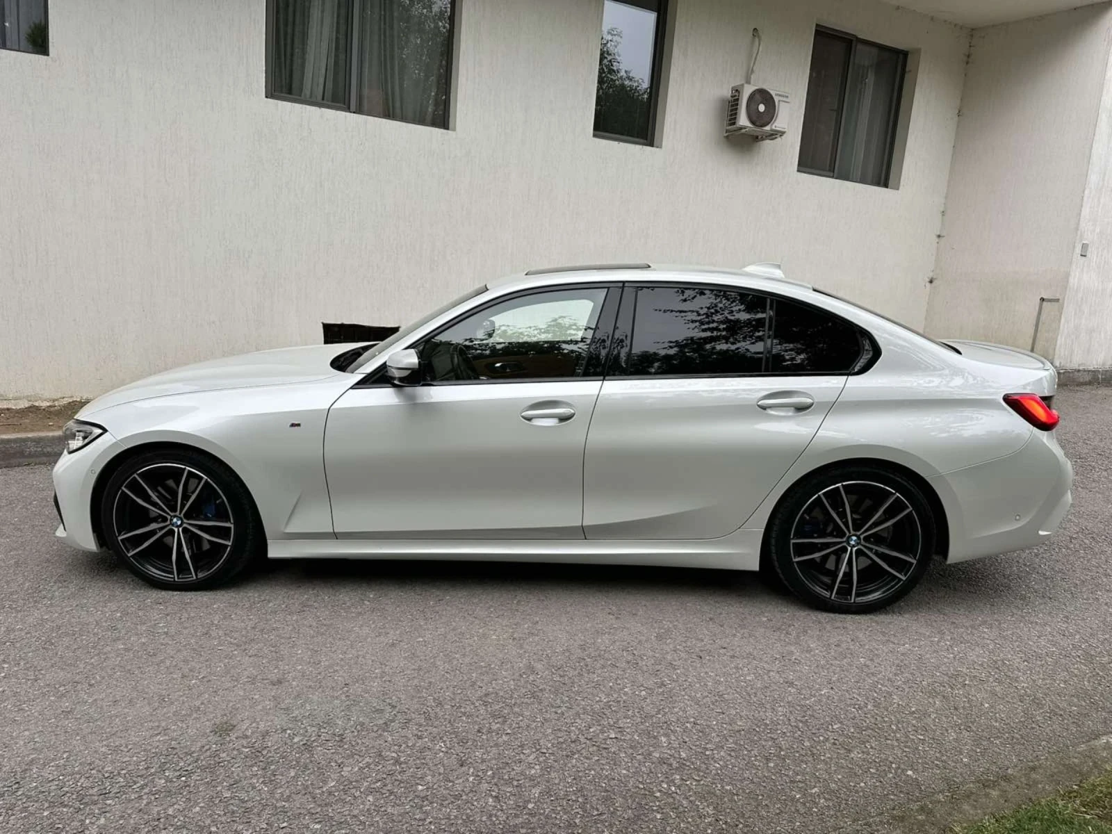 BMW 330 d / M-OPTIC / LASER / FULL - изображение 4