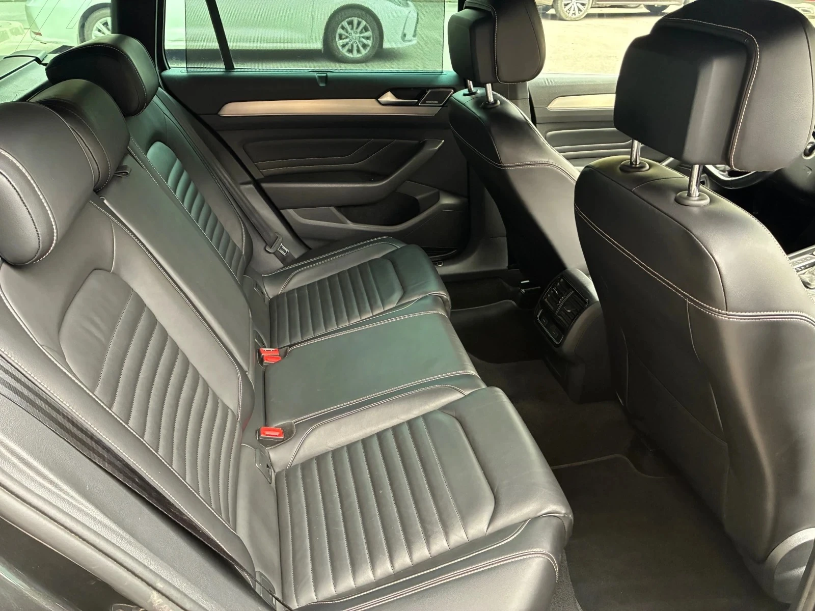 VW Passat R-line | Mobile.bg   11