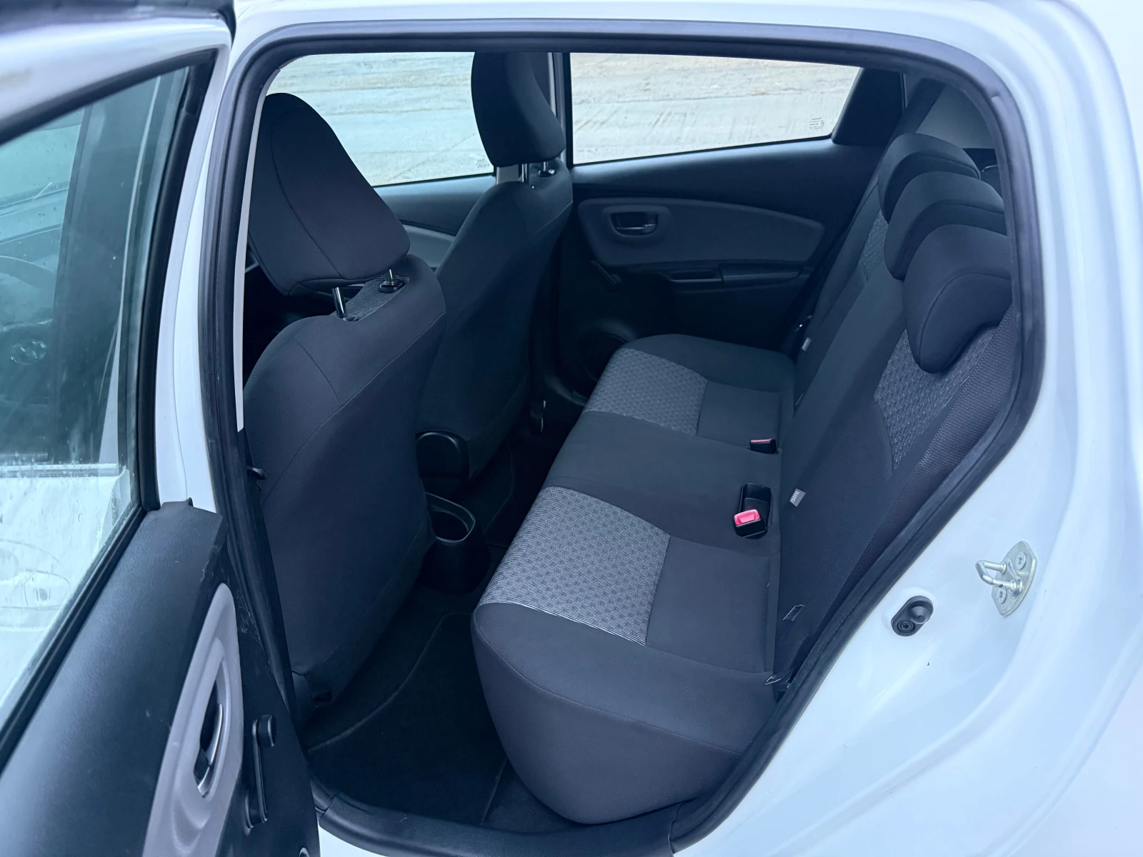 Toyota Yaris 1.4 D4D | Mobile.bg   14