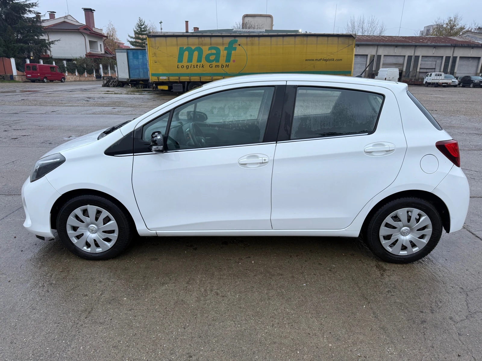 Toyota Yaris 1.4 D4D - изображение 4