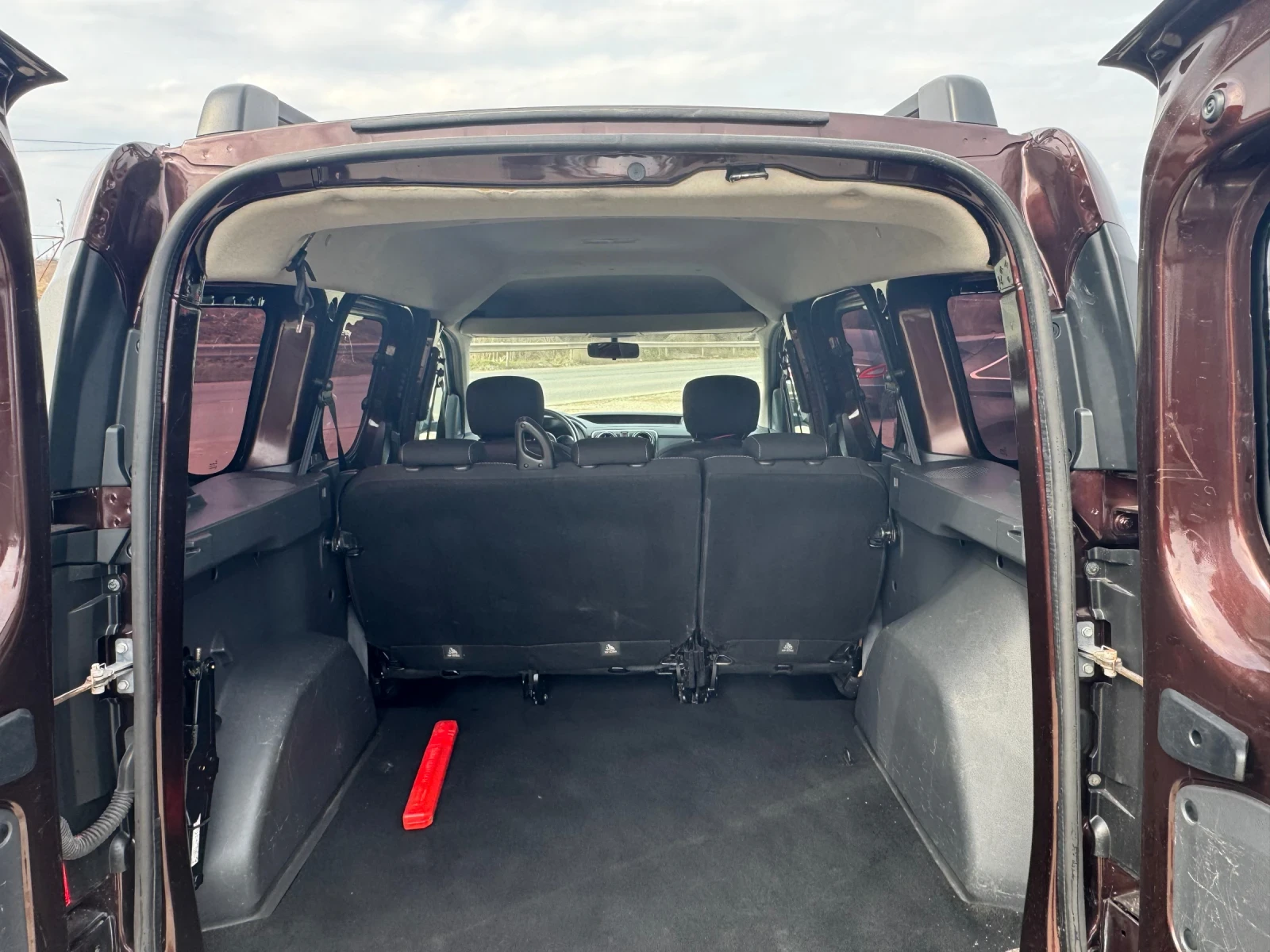 Dacia Dokker ТОП* СОБСТВЕН ЛИЗИНГ, снимка 15 - Автомобили и джипове - 53796168