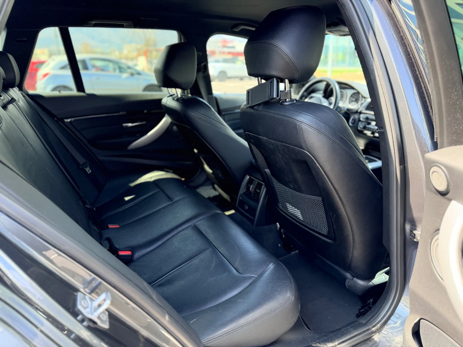 BMW 340 340I M-Sport-Лизинг през Уникредит , снимка 14 - Автомобили и джипове - 53699333