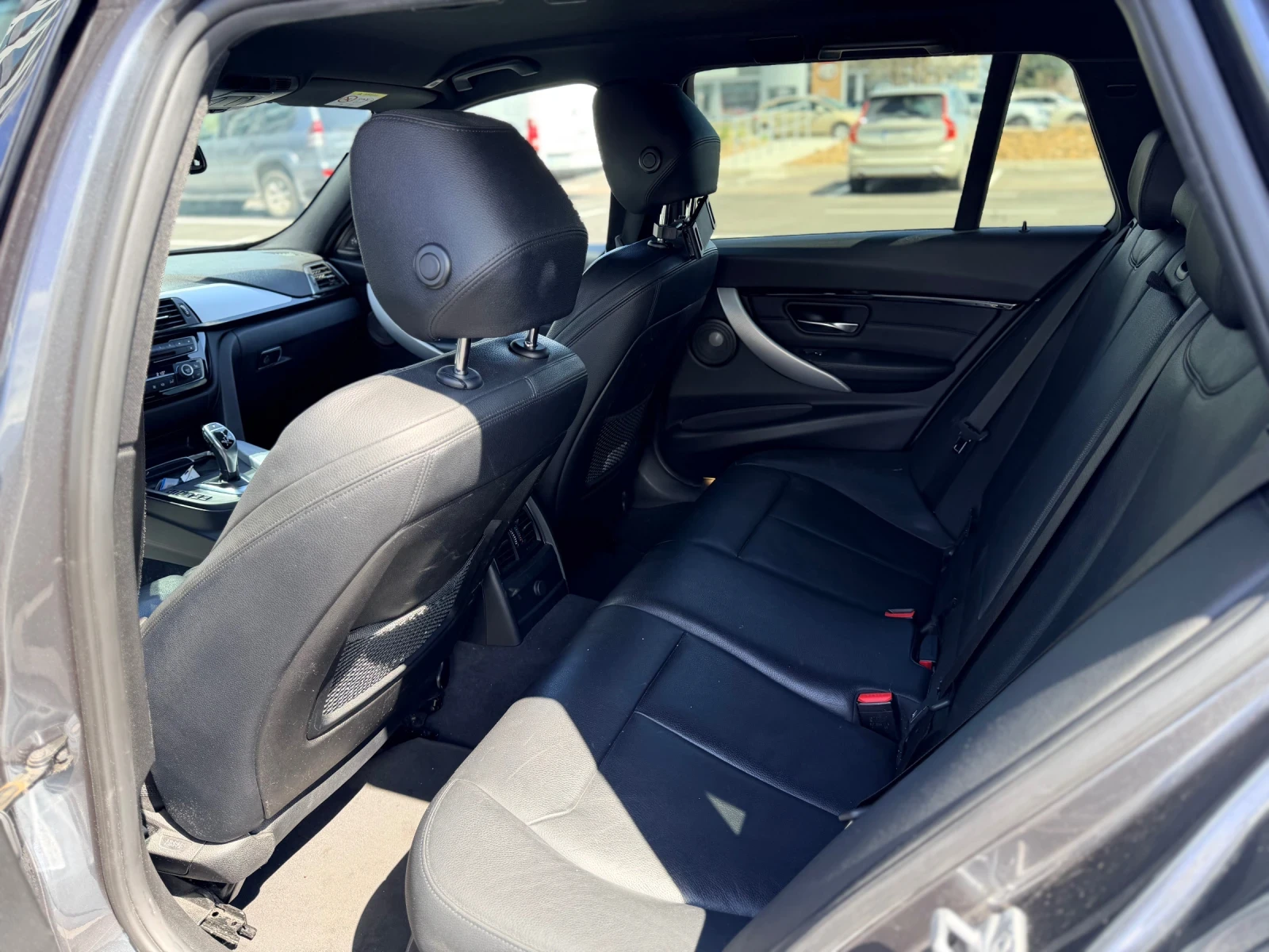 BMW 340 340I M-Sport-Лизинг през Уникредит , снимка 15 - Автомобили и джипове - 53699333