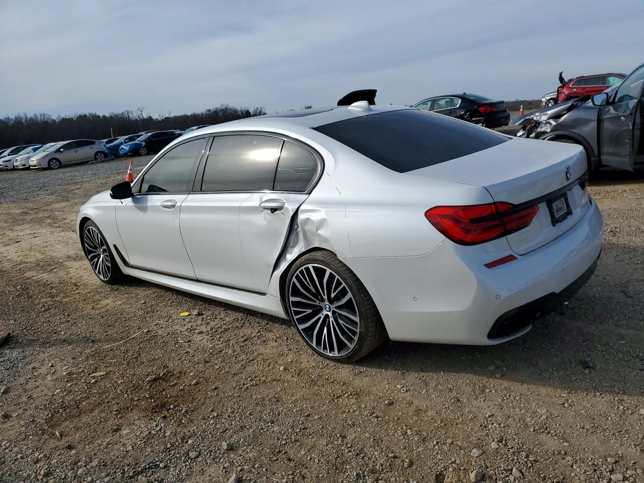 BMW 750 M SPORT* DISTR* HEAD UP* VIDEO* ������ ���� | Mobile.bg � ����������� 5