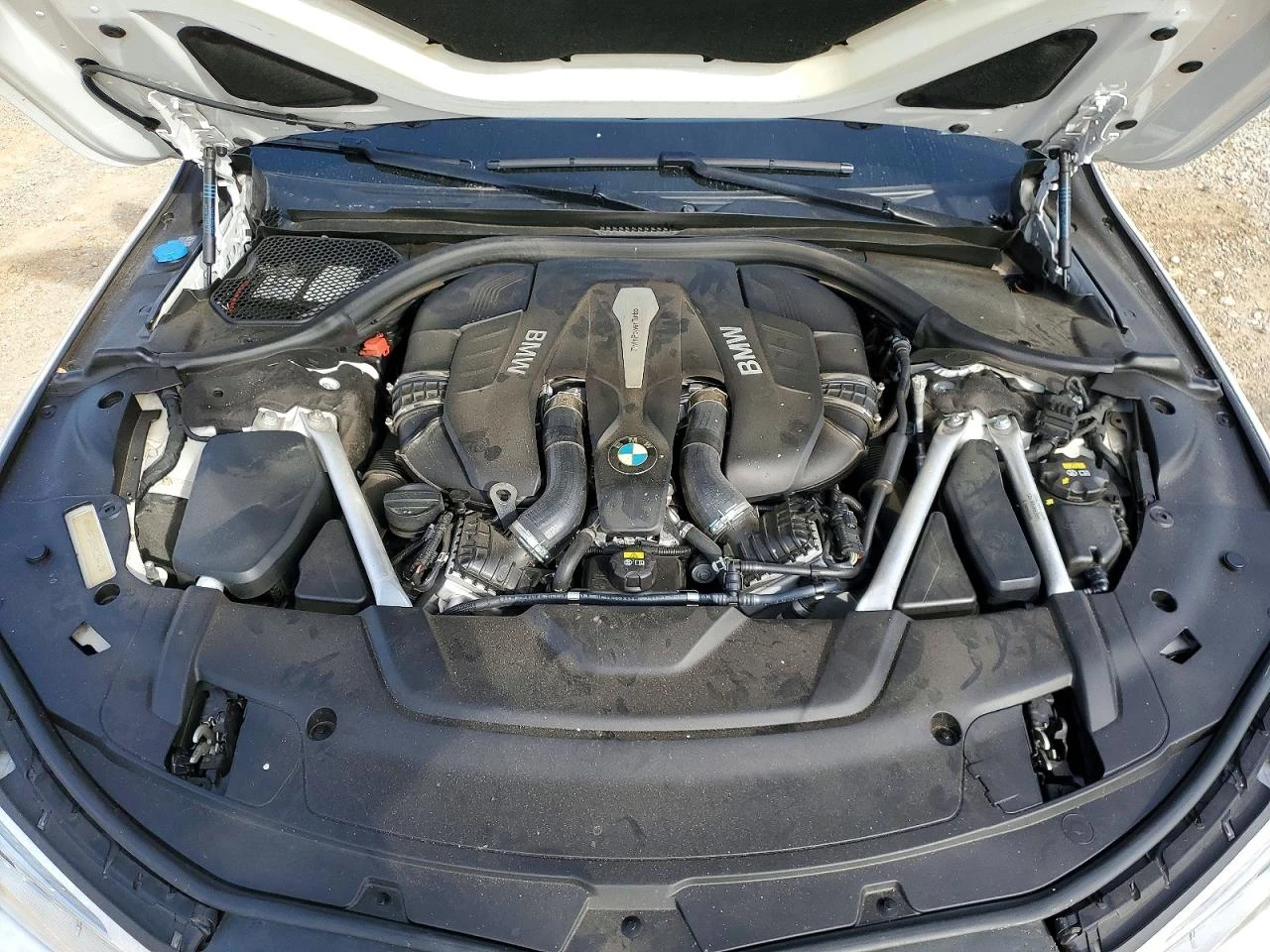 BMW 750 M SPORT* DISTR* HEAD UP* VIDEO* ������ ���� | Mobile.bg � ����������� 11