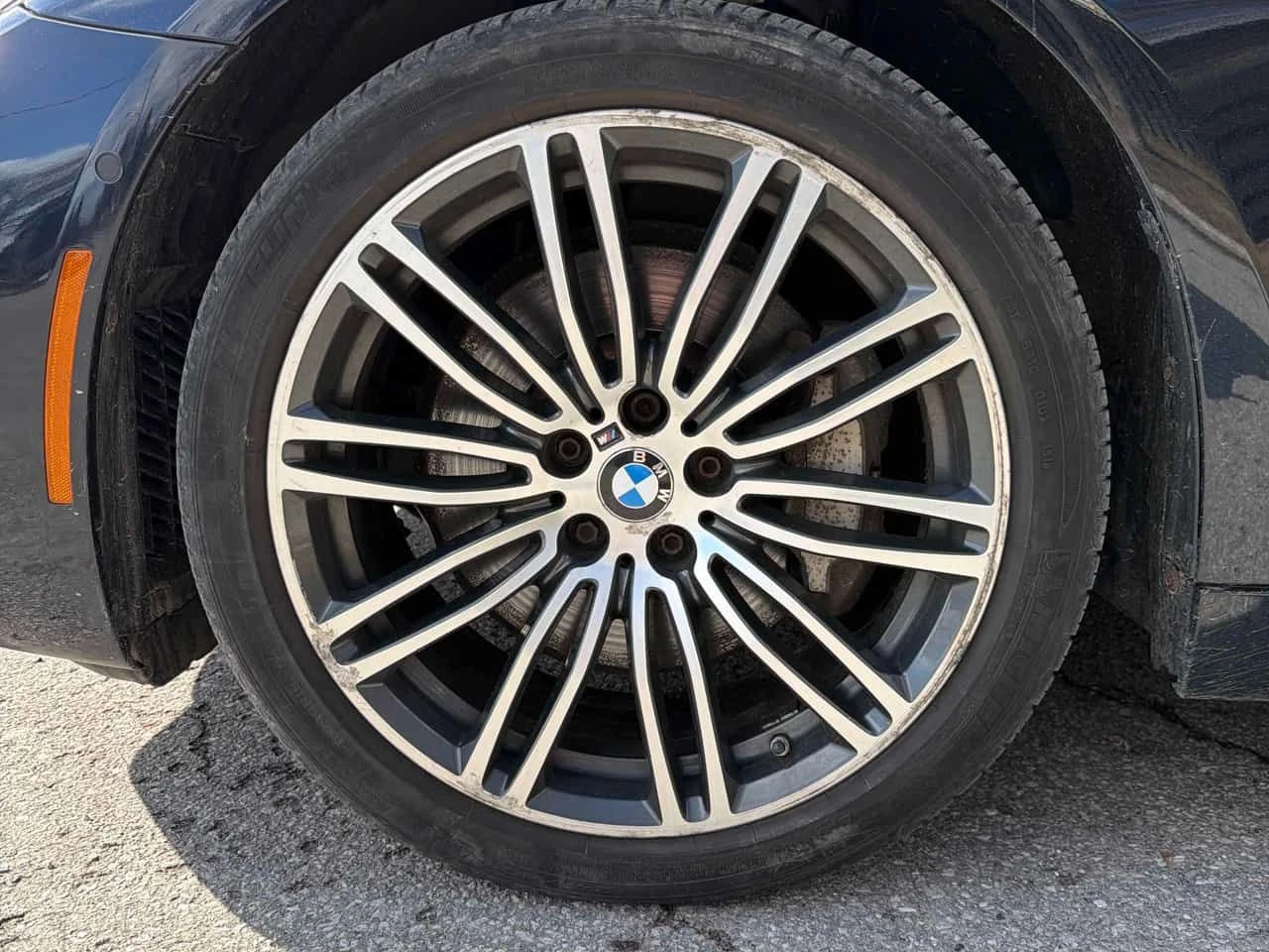 BMW 530 * xDrive * М ПАКЕТ * 360 * H/K * ПОДГРЕВ * CARPLAY, снимка 7 - Автомобили и джипове - 53977502