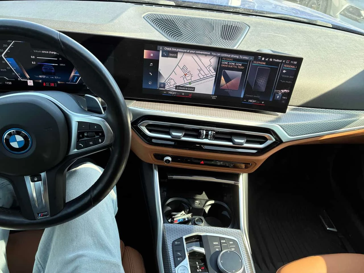 BMW 330 e xDrive/ШИБИДАХ/БЕЗ ИНЦИДЕНТИ, снимка 9 - Автомобили и джипове - 54183466