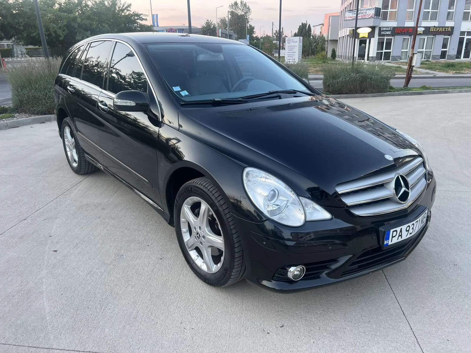 Mercedes-Benz R 320 R320 4Matic, снимка 2 - Автомобили и джипове - 54396829