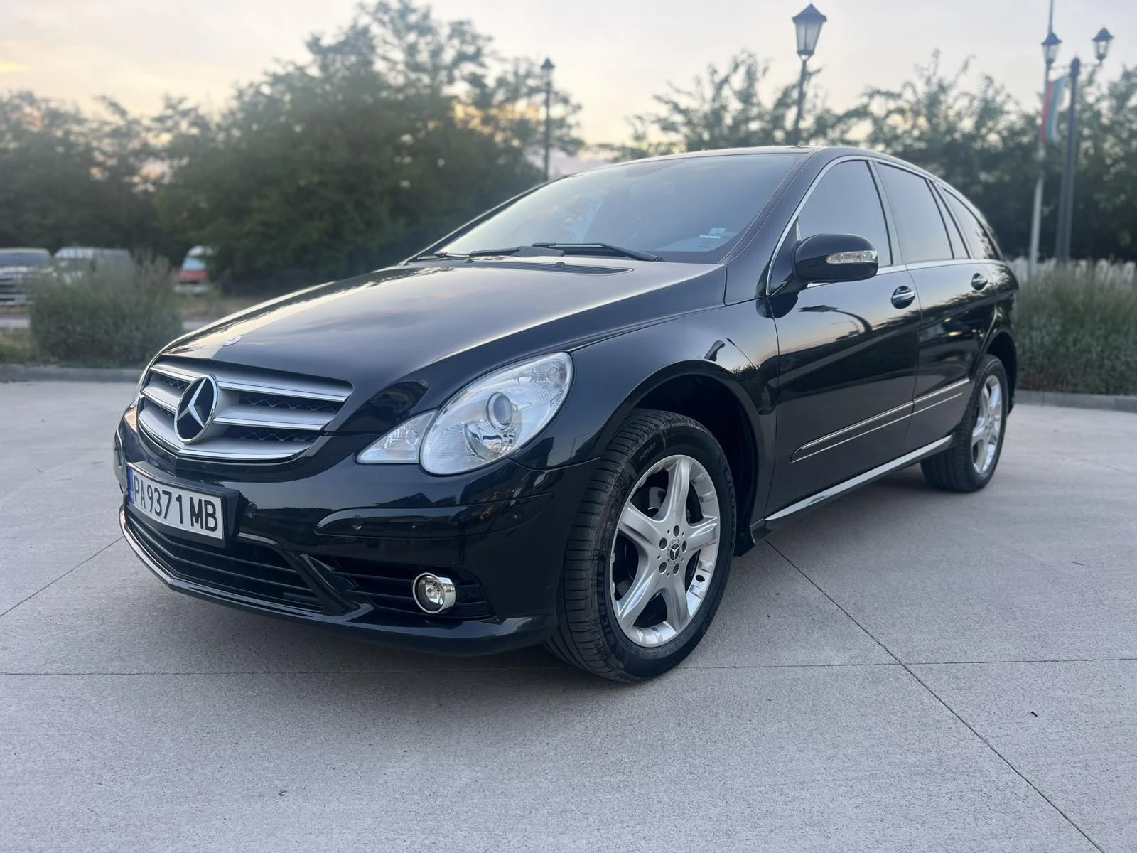 Mercedes-Benz R 320 R320 4Matic