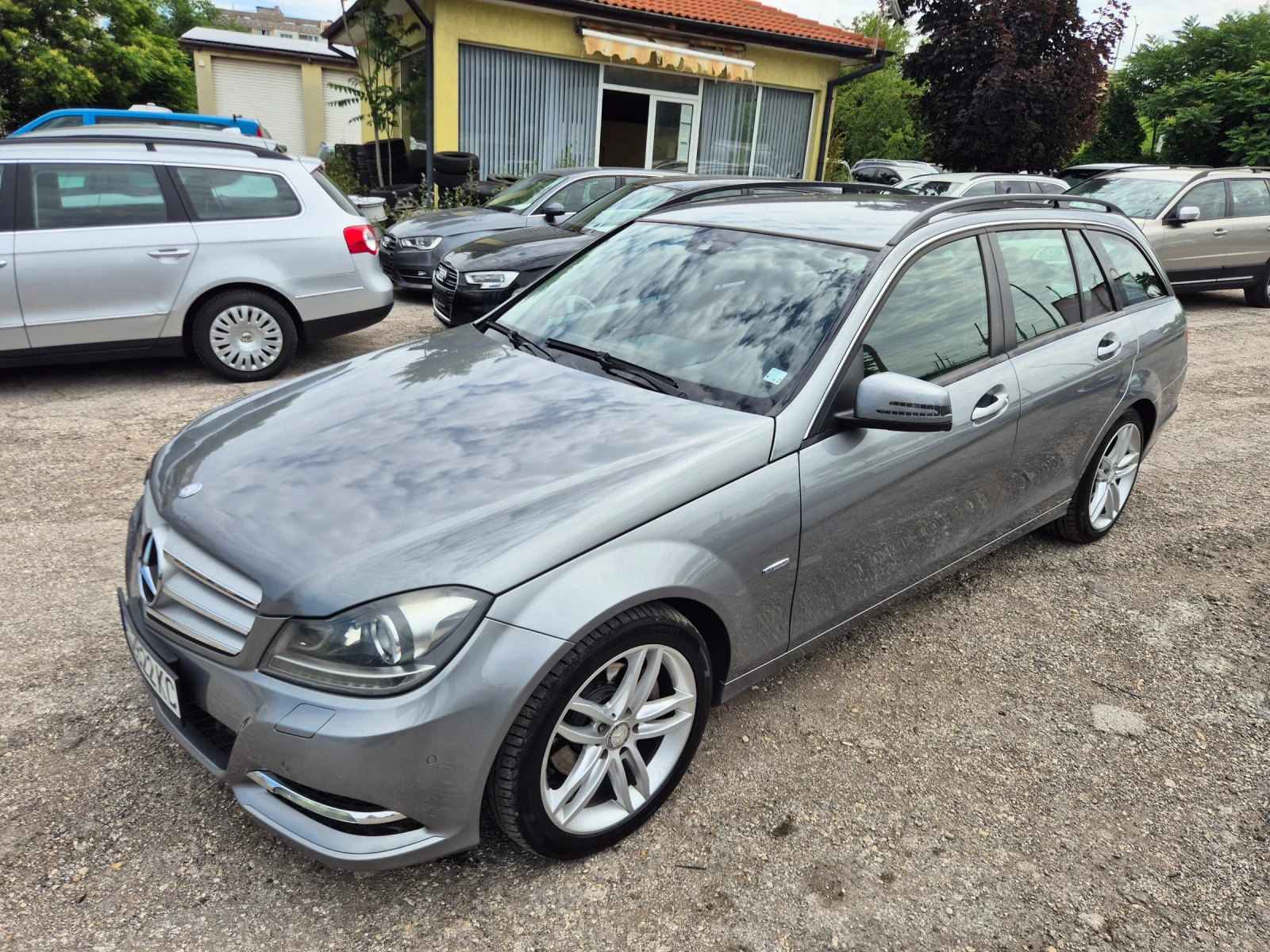 Mercedes-Benz C 250 CDI* 4MATIC* AUTOMAT* NAVI* LED* LANE ASSISTENT 