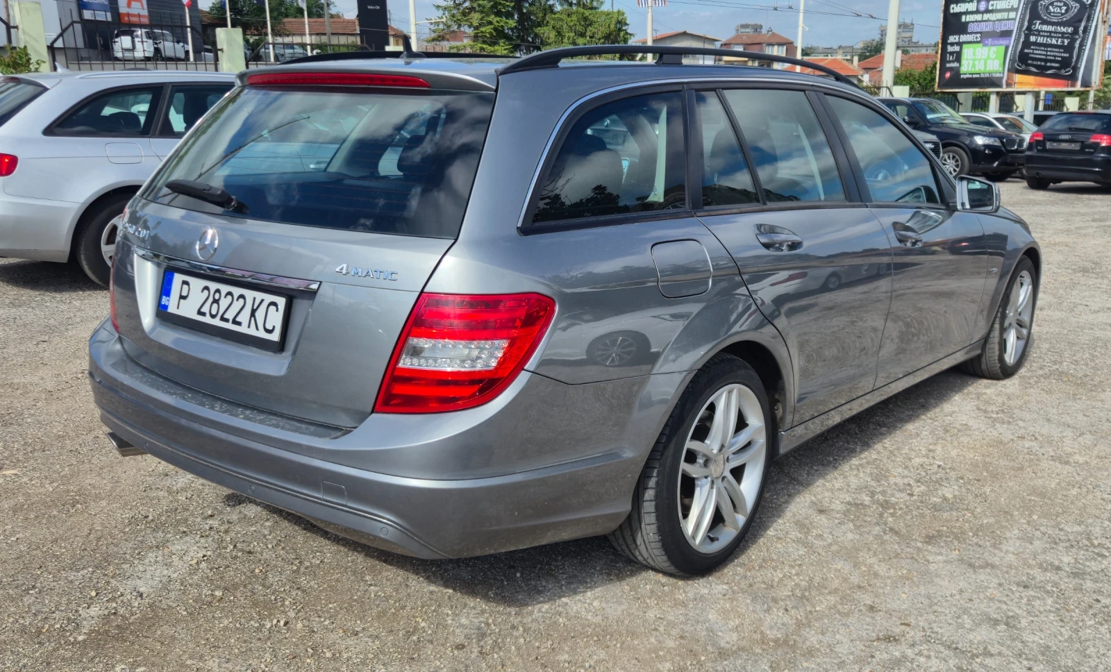 Mercedes-Benz C 250 CDI* 4MATIC* AUTOMAT* NAVI* LED* LANE ASSISTENT , снимка 4 - Автомобили и джипове - 54531359