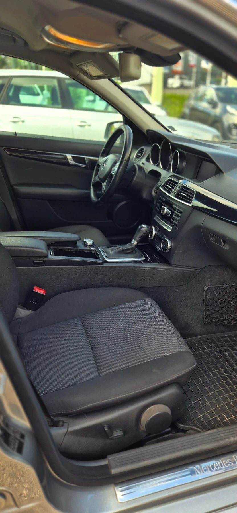 Mercedes-Benz C 250 CDI* 4MATIC* AUTOMAT* NAVI* LED* LANE ASSISTENT , снимка 9 - Автомобили и джипове - 54531359