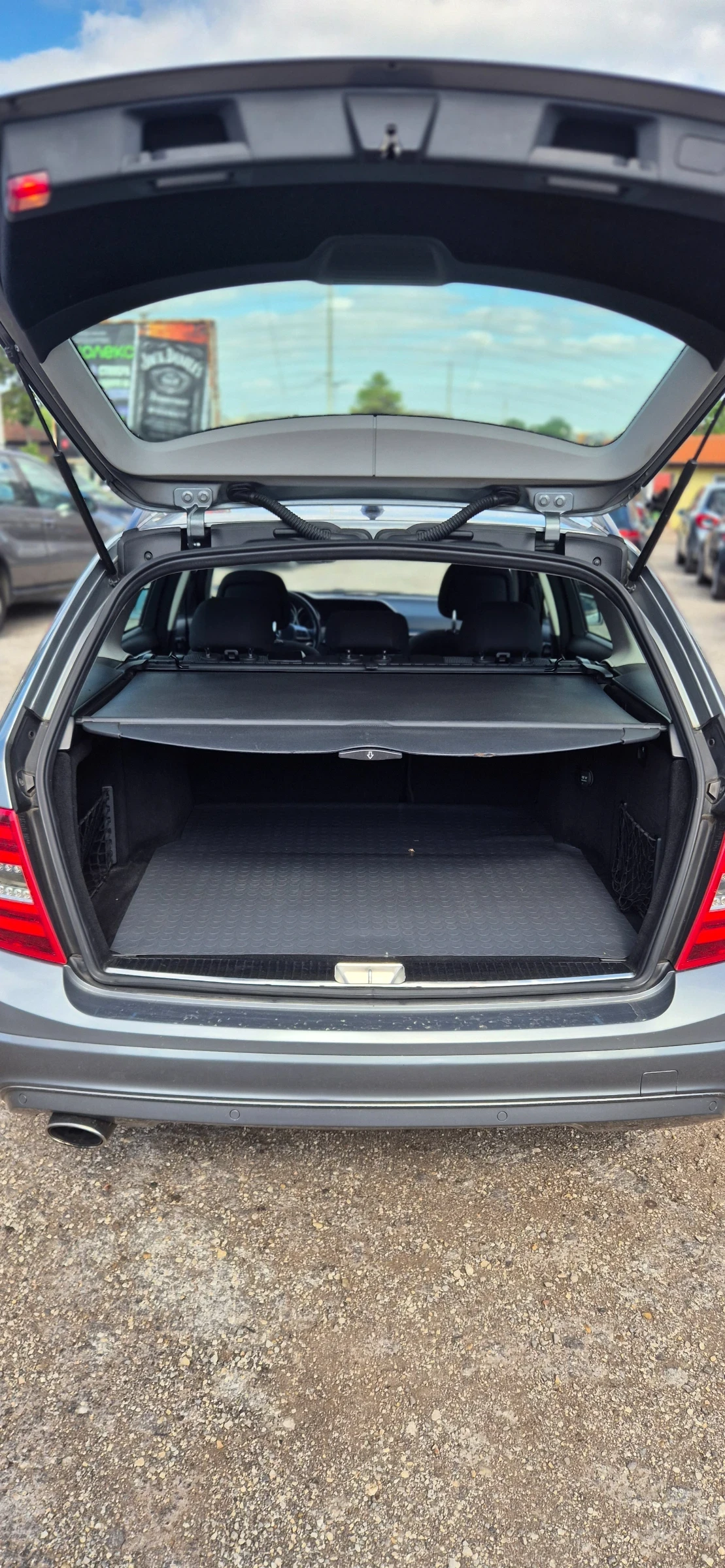 Mercedes-Benz C 250 CDI* 4MATIC* AUTOMAT* NAVI* LED* LANE ASSISTENT , снимка 11 - Автомобили и джипове - 54531359