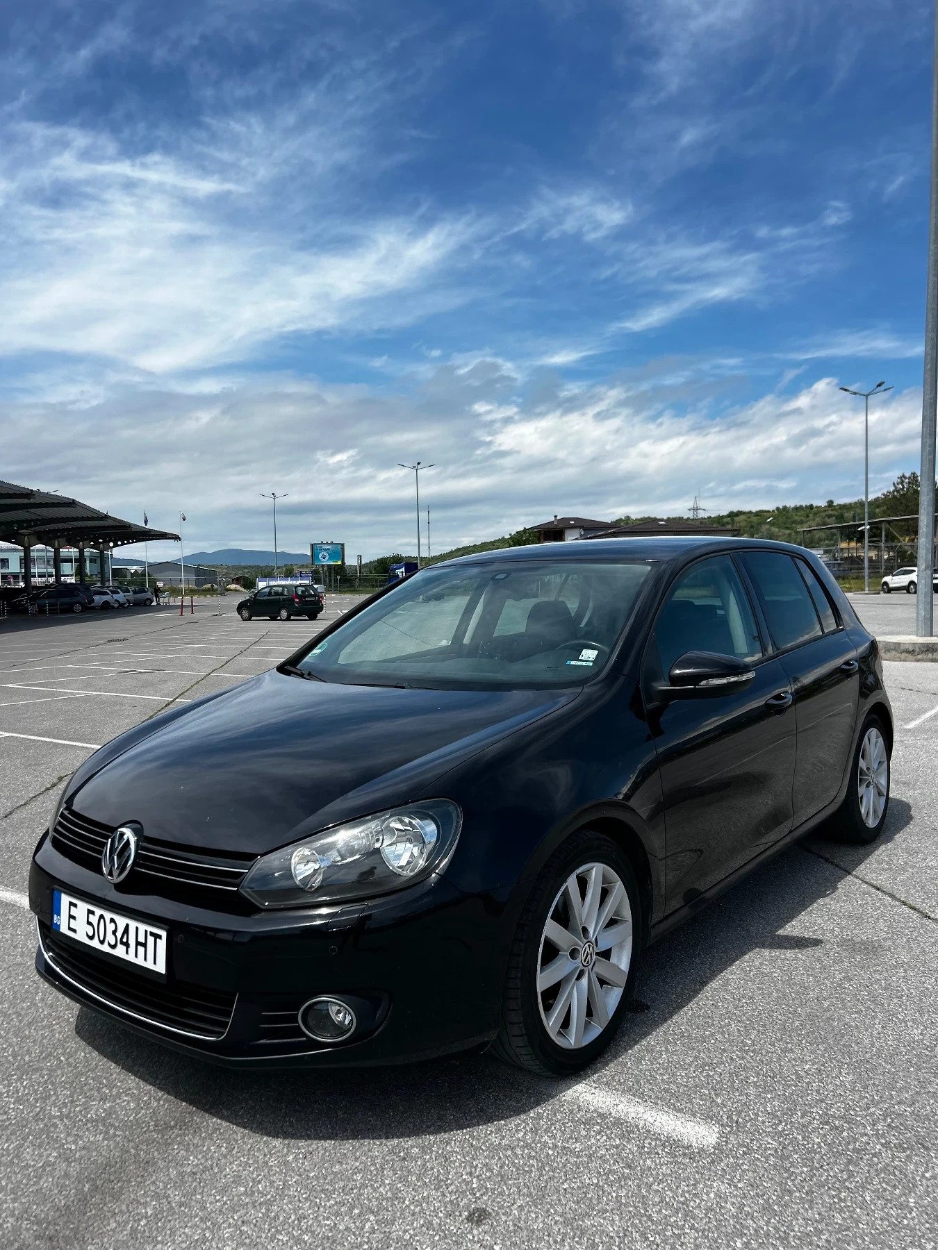 VW Golf 1.4 TSI Highline, снимка 2 - Автомобили и джипове - 54561251