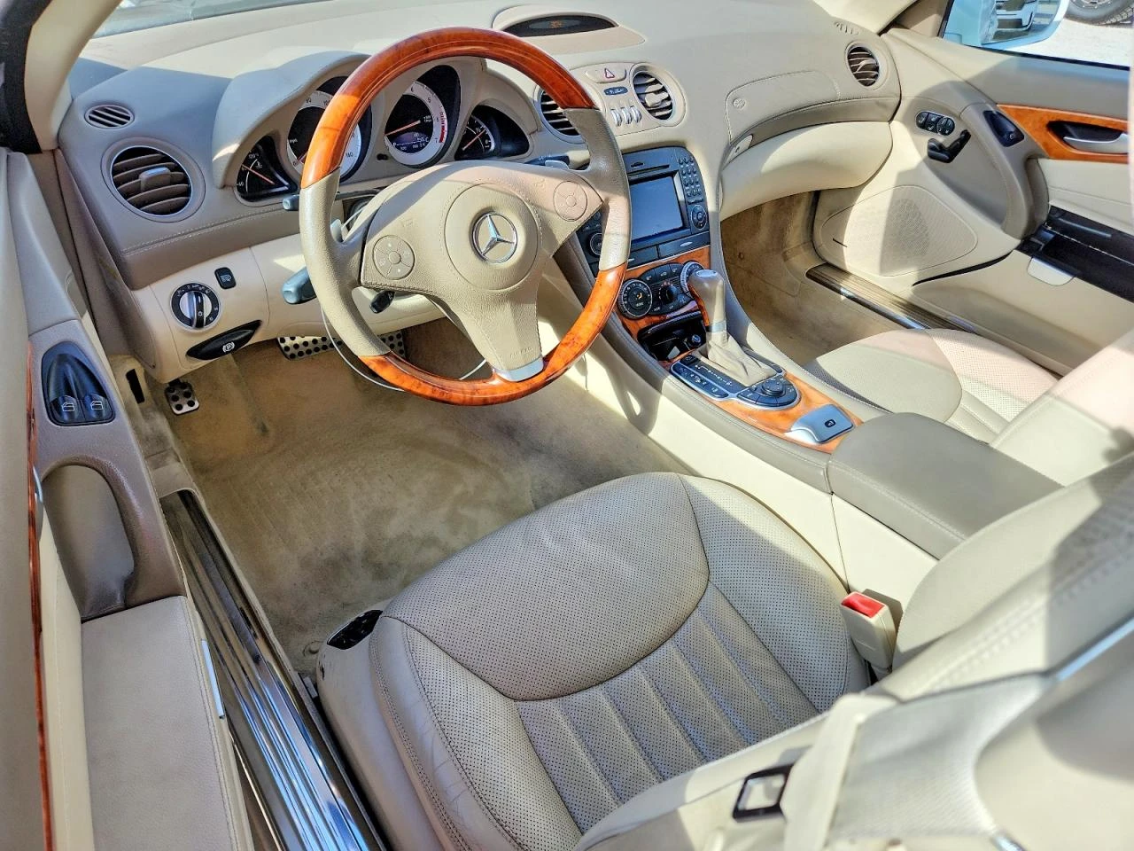 Mercedes-Benz SL 500 2009 MERCEDES-BENZ SL 550, снимка 8 - Автомобили и джипове - 54661121