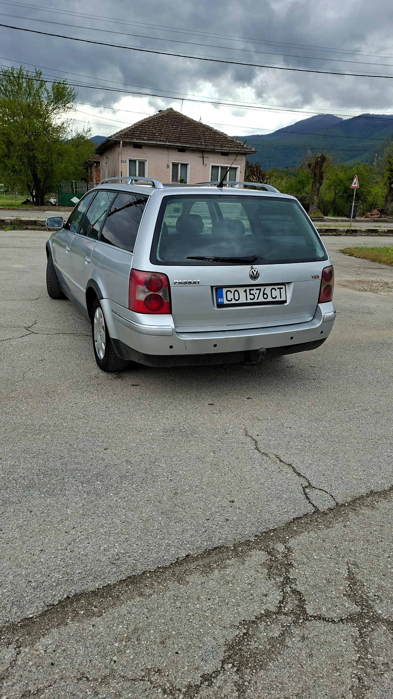 VW Passat 1.9. TDI , снимка 8 - Автомобили и джипове - 54673861