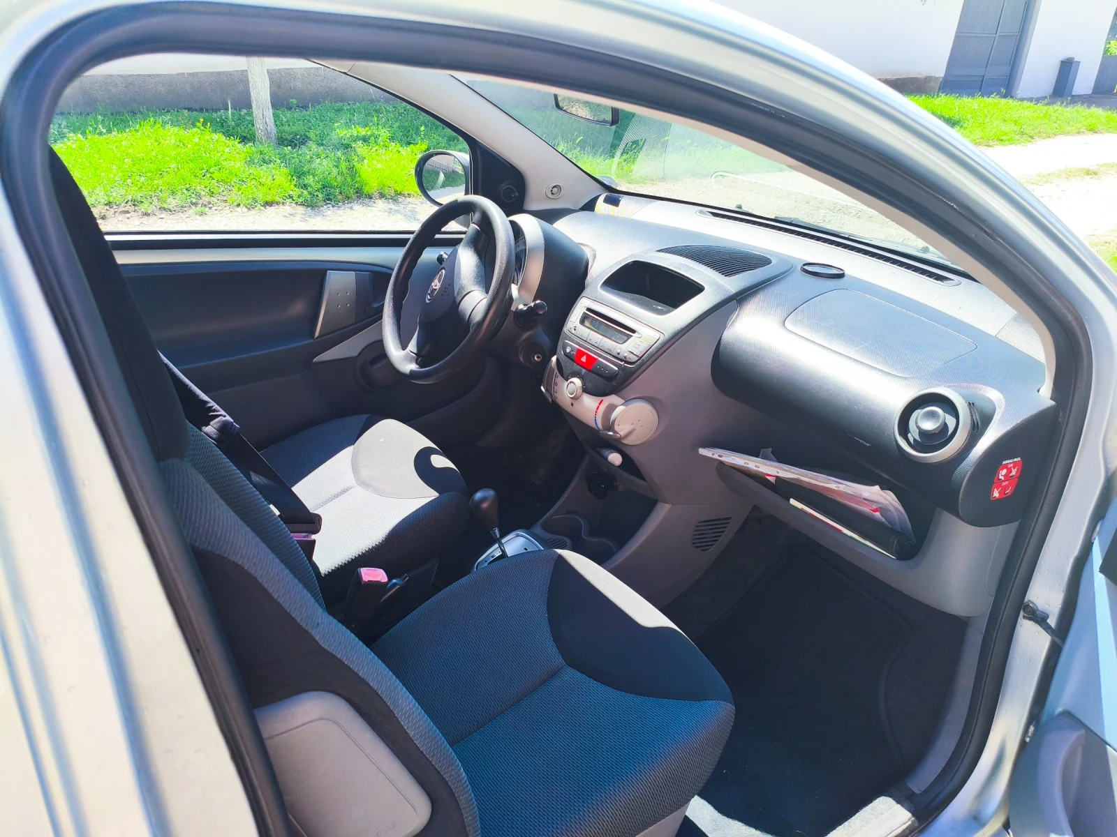 Toyota Aygo, снимка 5 - Автомобили и джипове - 54807024