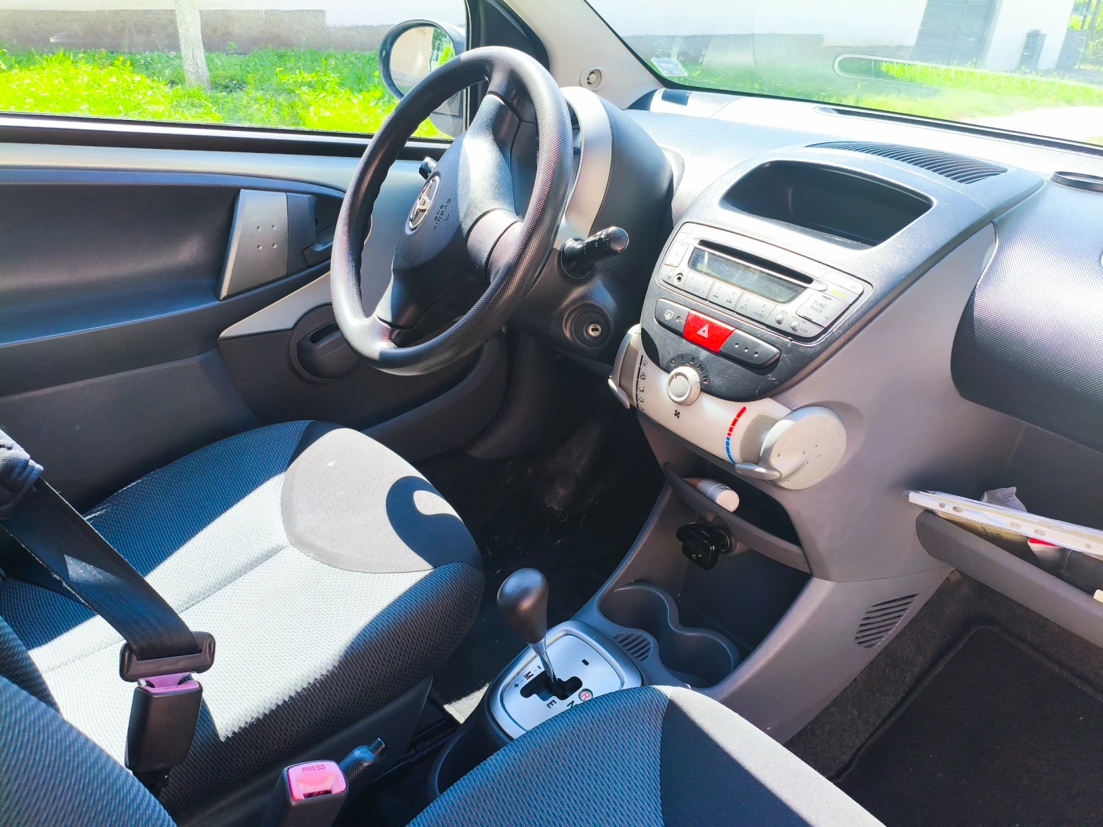 Toyota Aygo, снимка 4 - Автомобили и джипове - 54807024