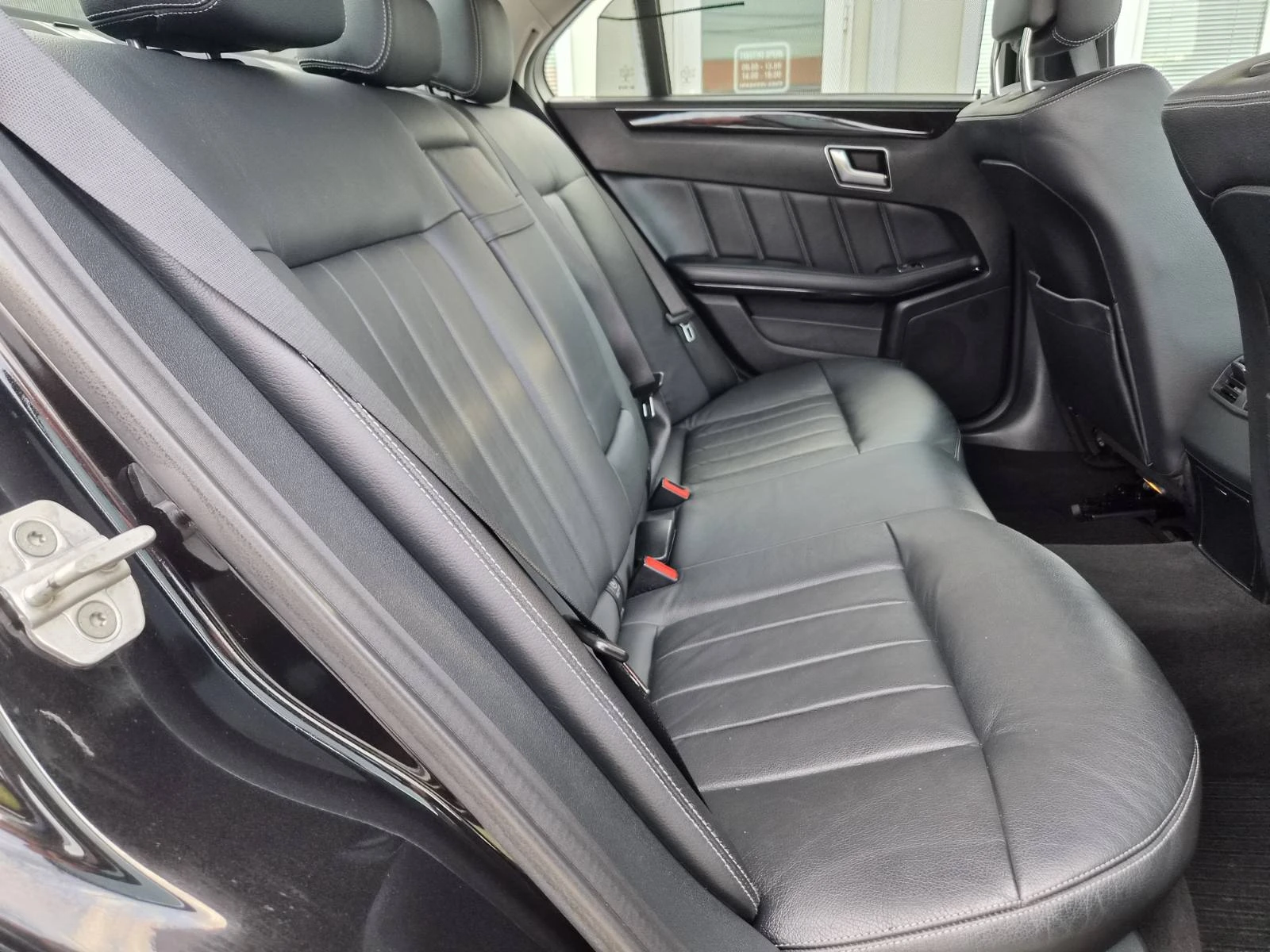 Mercedes-Benz E 400 FACE LIFT-155.000km-СУПЕР СЪСТОЯНИЕ, снимка 15 - Автомобили и джипове - 54859717