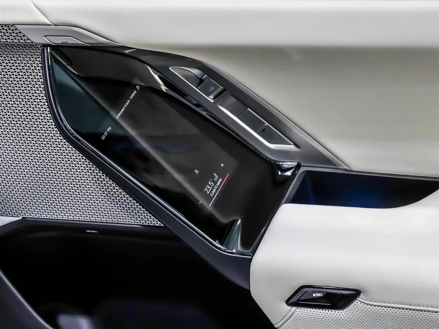 BMW i7 ЦЕНА ДО БЪЛГАРИЯ + РЕГИСТРАЦИЯ & АВТОКРЕДИТ, снимка 10 - Автомобили и джипове - 54886898