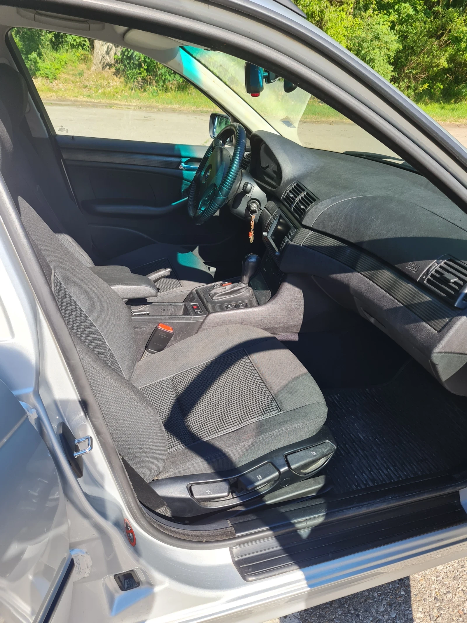 BMW 320, снимка 7 - Автомобили и джипове - 54986786
