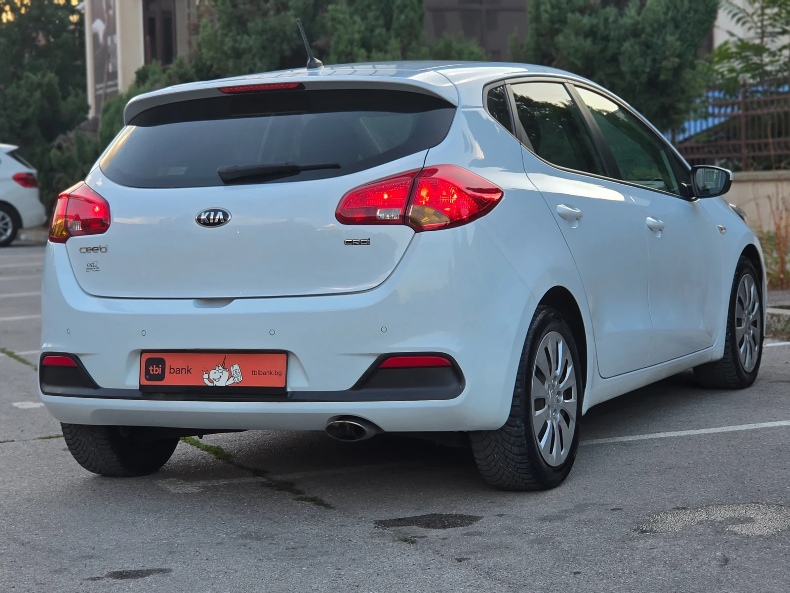 Kia Ceed 1.6CRDI 110hp * EURO 5 * ������ * ������ *  | Mobile.bg � ����������� 3