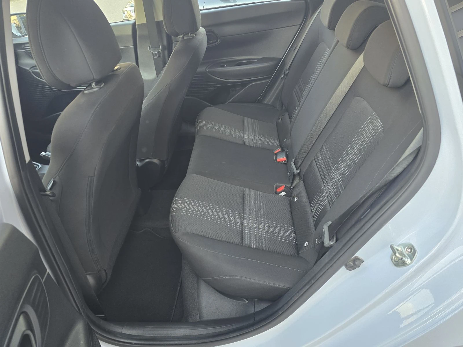 Hyundai I20 1.2 TCe 85hp, снимка 13 - Автомобили и джипове - 55562110
