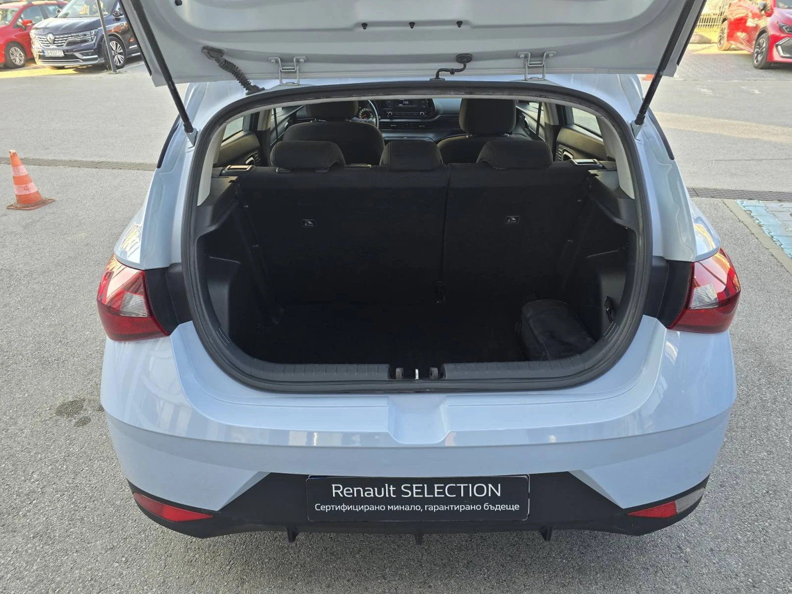 Hyundai I20 1.2 TCe 85hp, снимка 14 - Автомобили и джипове - 55562110