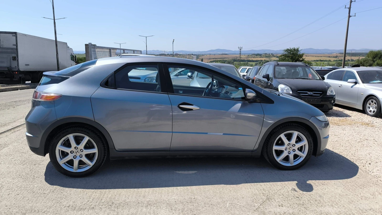 Honda Civic 1.8i, снимка 4 - Автомобили и джипове - 55615040