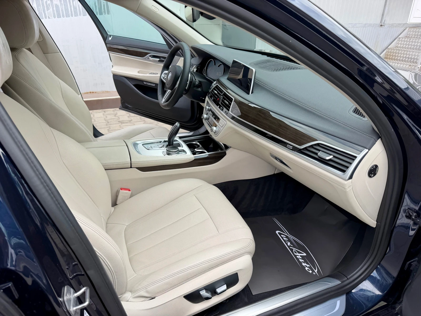 BMW 730 D#FULLED#DIGITAL#CAMERA#M-SPORT#DYNAMIC, снимка 10 - Автомобили и джипове - 55849401