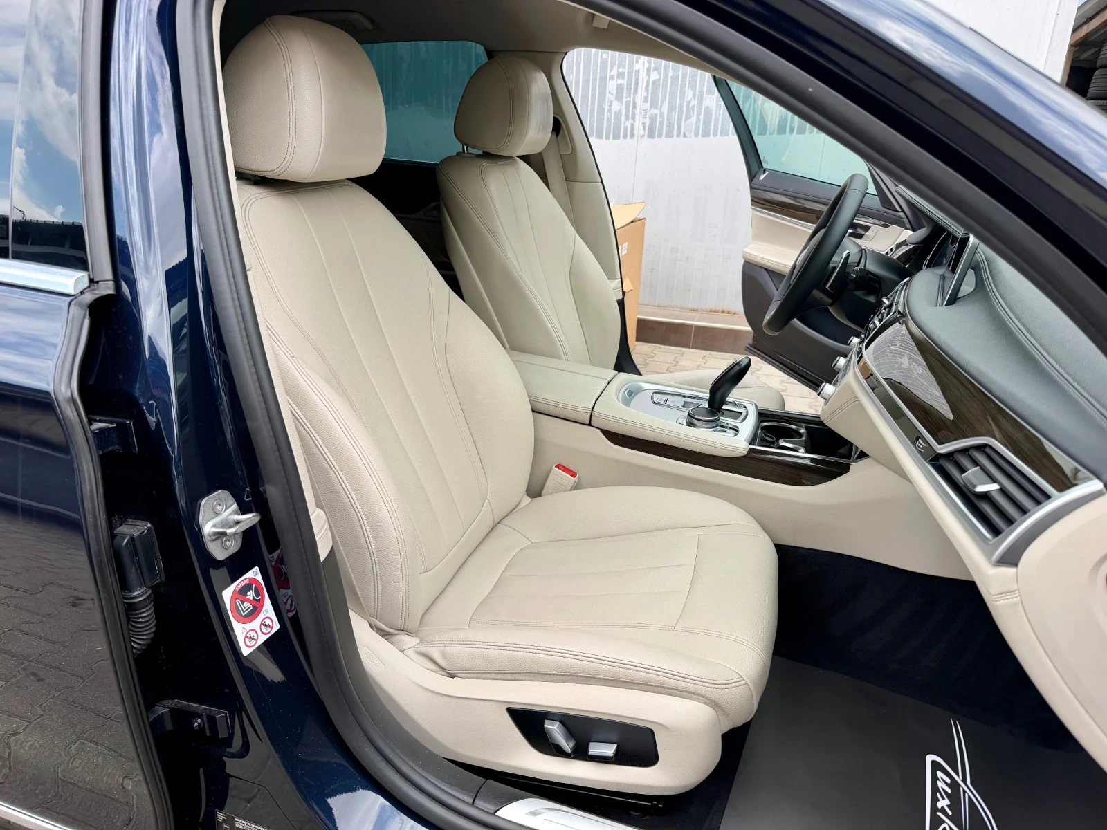 BMW 730 D#FULLED#DIGITAL#CAMERA#M-SPORT#DYNAMIC, снимка 13 - Автомобили и джипове - 55849401
