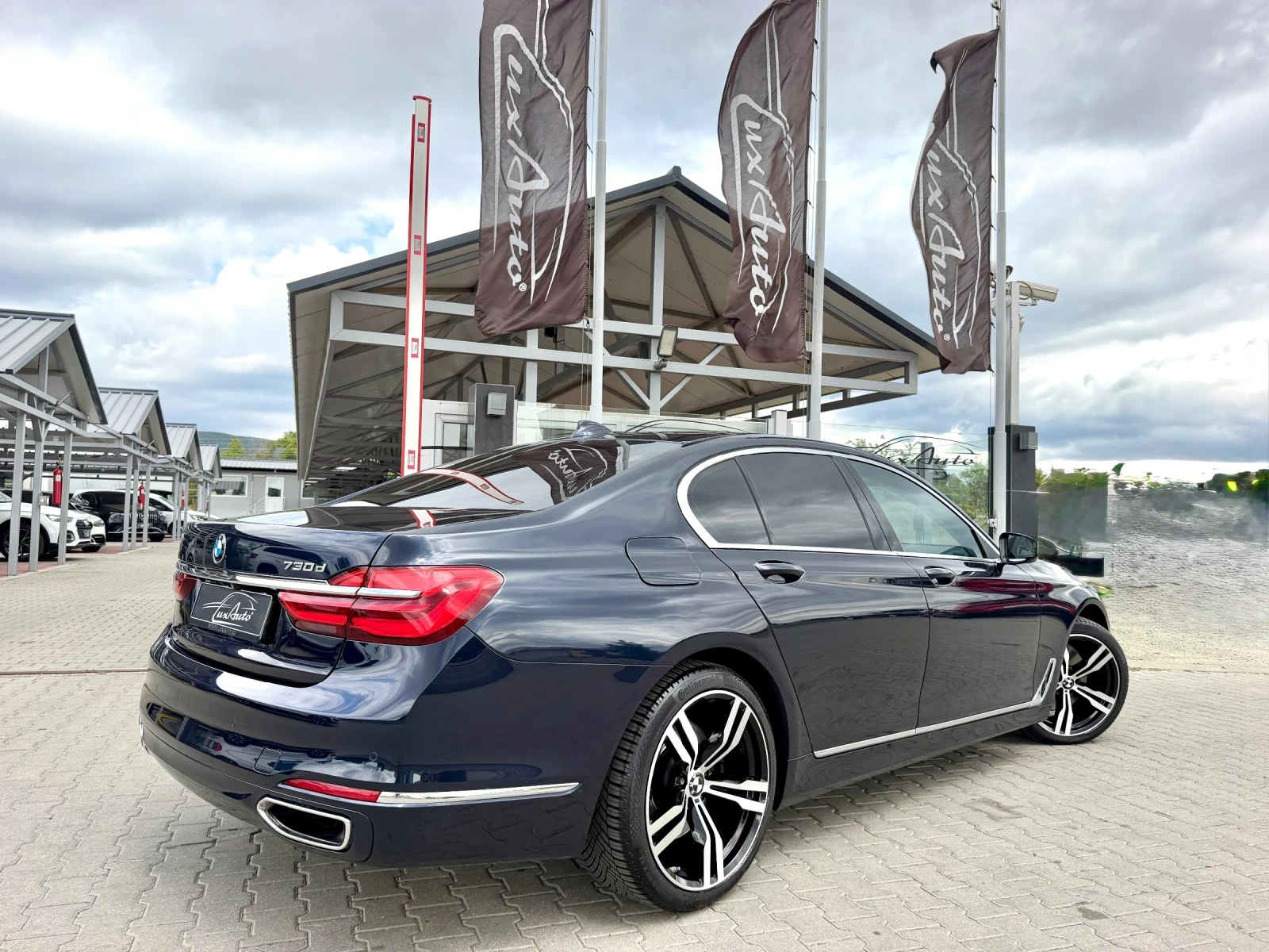 BMW 730 D#FULLED#DIGITAL#CAMERA#M-SPORT#DYNAMIC, снимка 7 - Автомобили и джипове - 55849401
