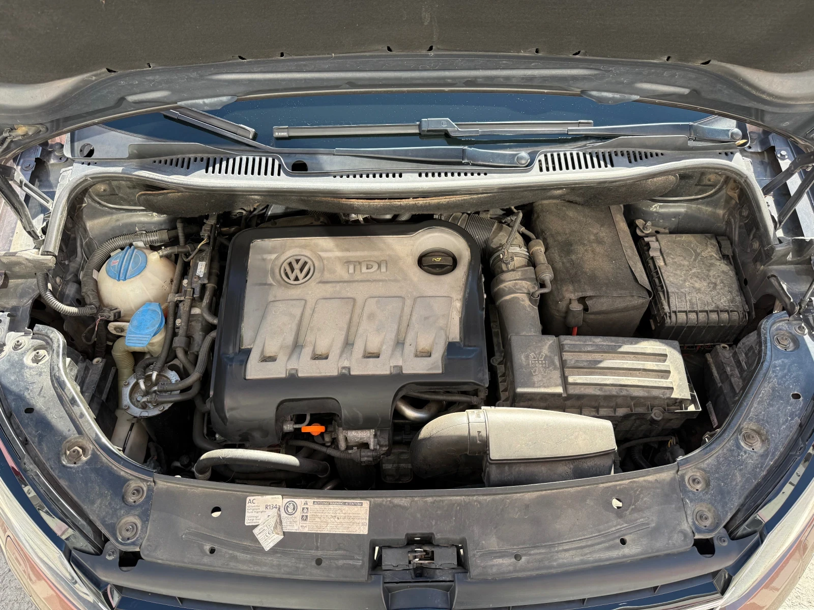 VW Touran 2.0 TDI 6-DSG DIGITAL, снимка 7 - Автомобили и джипове - 56245688