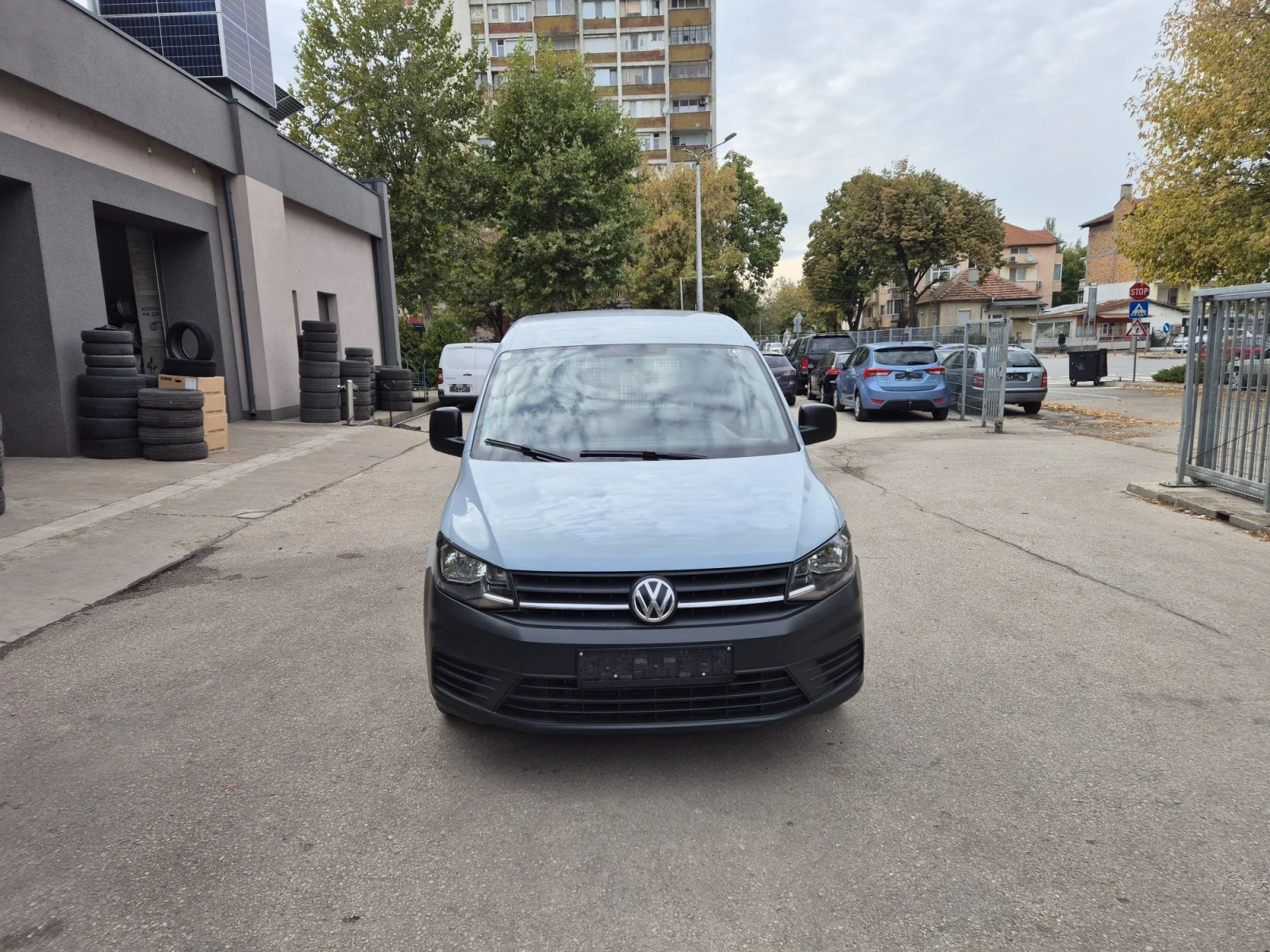 VW Caddy НОВ ВНОС 2.0 , снимка 2 - Автомобили и джипове - 56521906