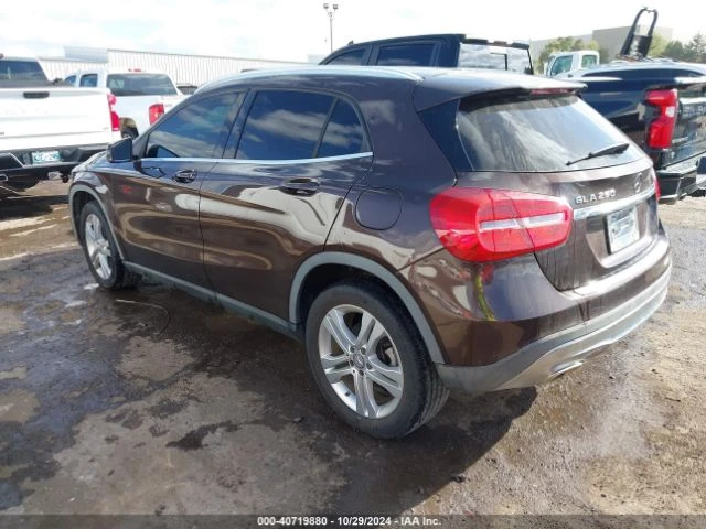 Mercedes-Benz GLA 250 2015 MERCEDES-BENZ GLA 250 !!!, снимка 6 - Автомобили и джипове - 48649059