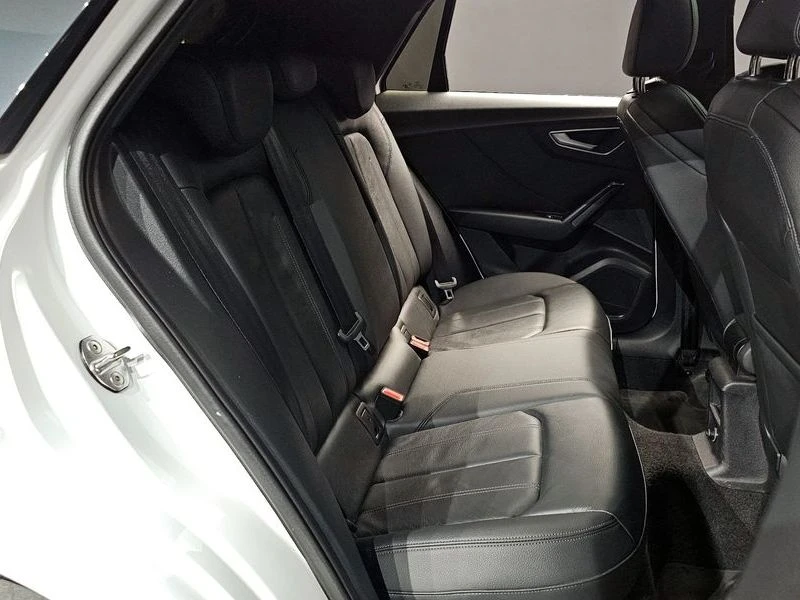 Audi Q2 2.0 DTT Automatic, снимка 11 - Автомобили и джипове - 55960469